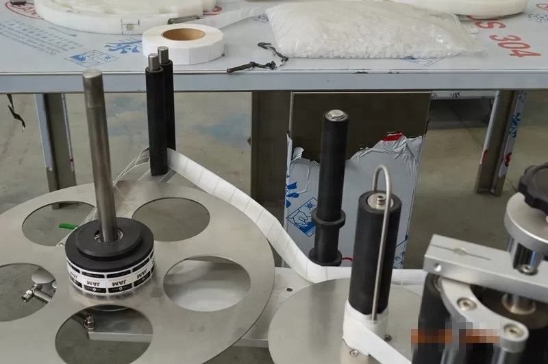 Máquina de etiquetas vertical 2 para tubos de ensaio em aço inoxidável